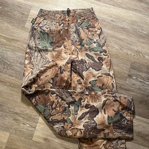 Cabela’s Gortex Camo pants